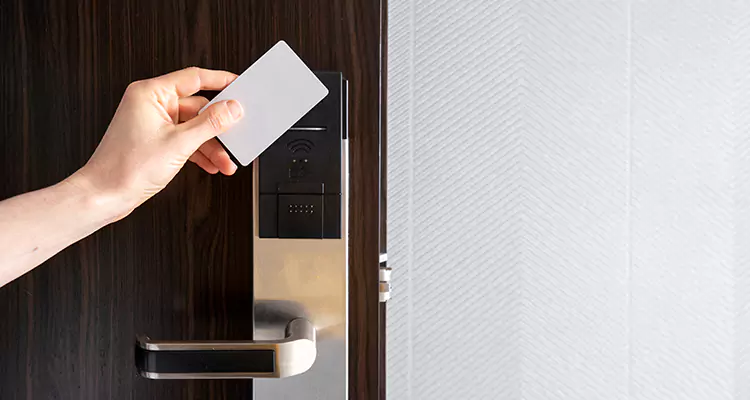 Why Choose Us for Hotel Keycard Lock Repair in Iona, FL?