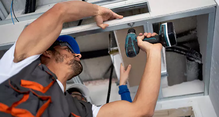 Emergency Overhead Door Repair in Iona, FL